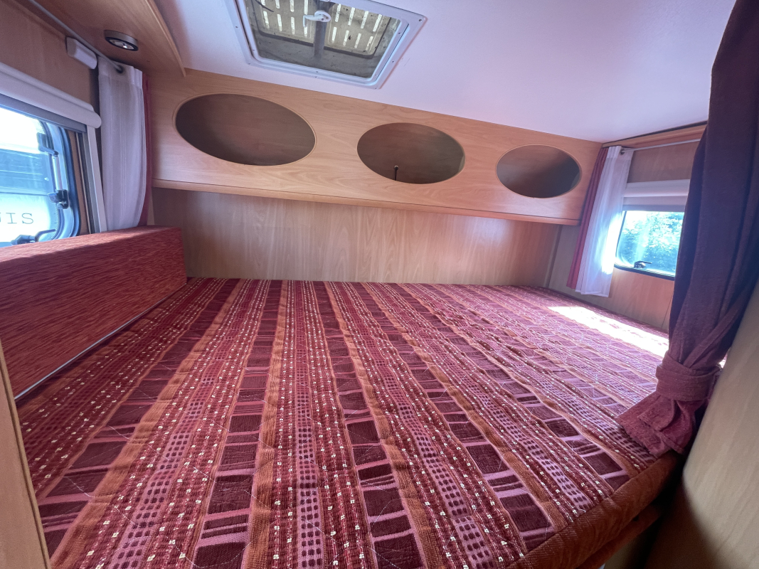 Ford Transit — 17