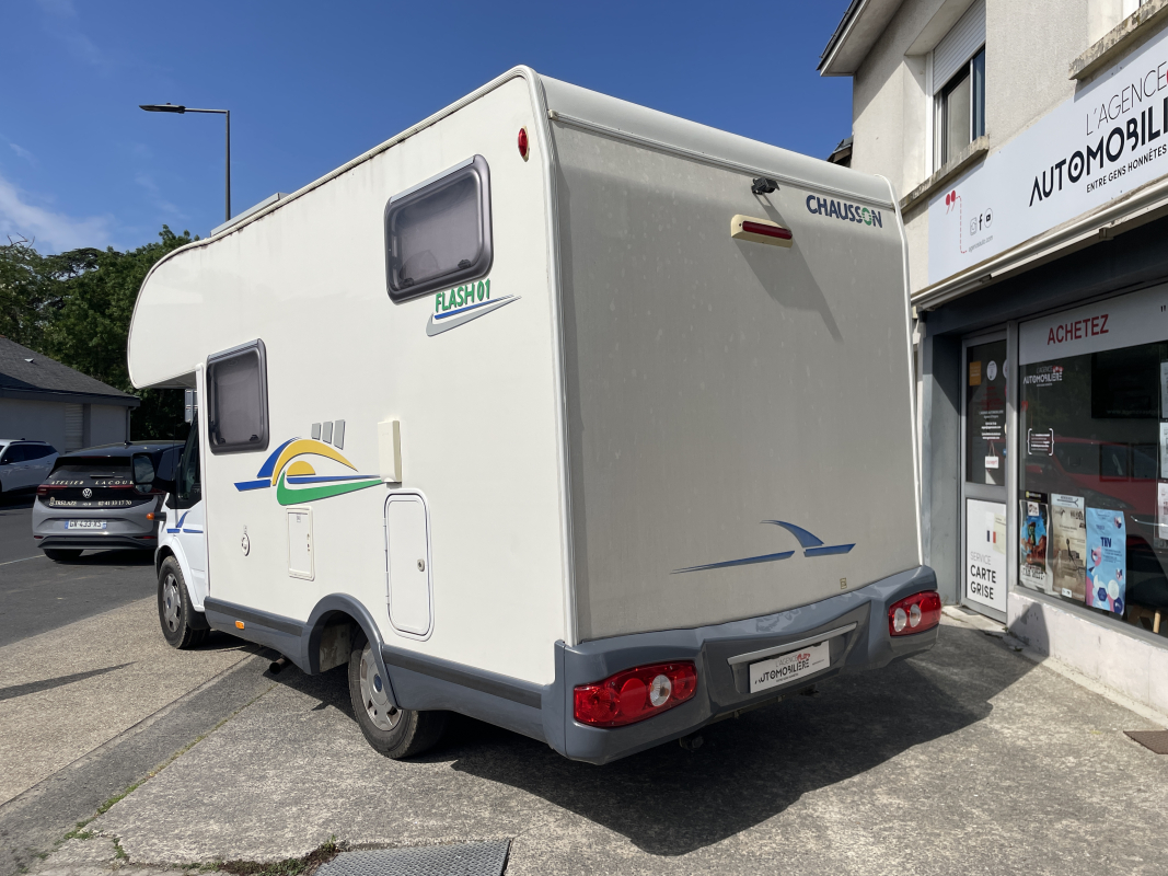 Ford Transit — 7