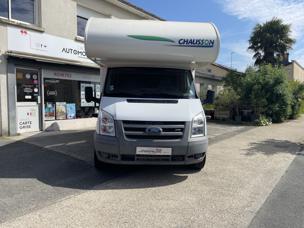 Ford Transit — 2