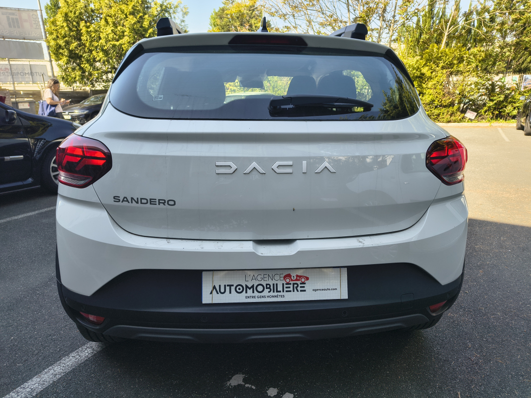 Dacia Sandero — 6
