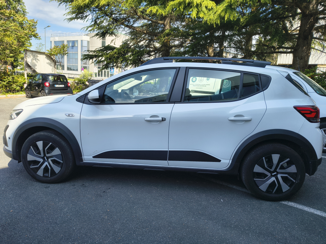 Dacia Sandero — 4