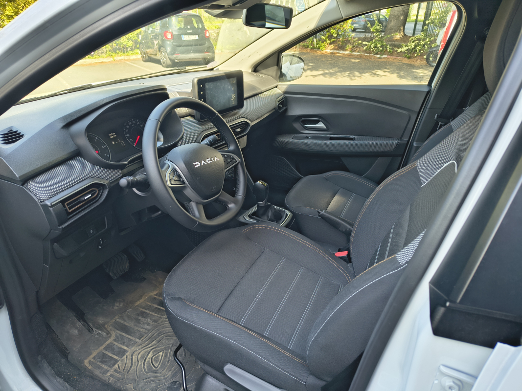Dacia Sandero — 9