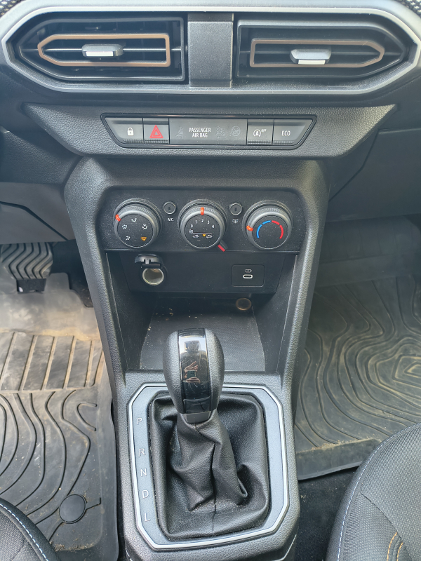 Dacia Sandero — 14