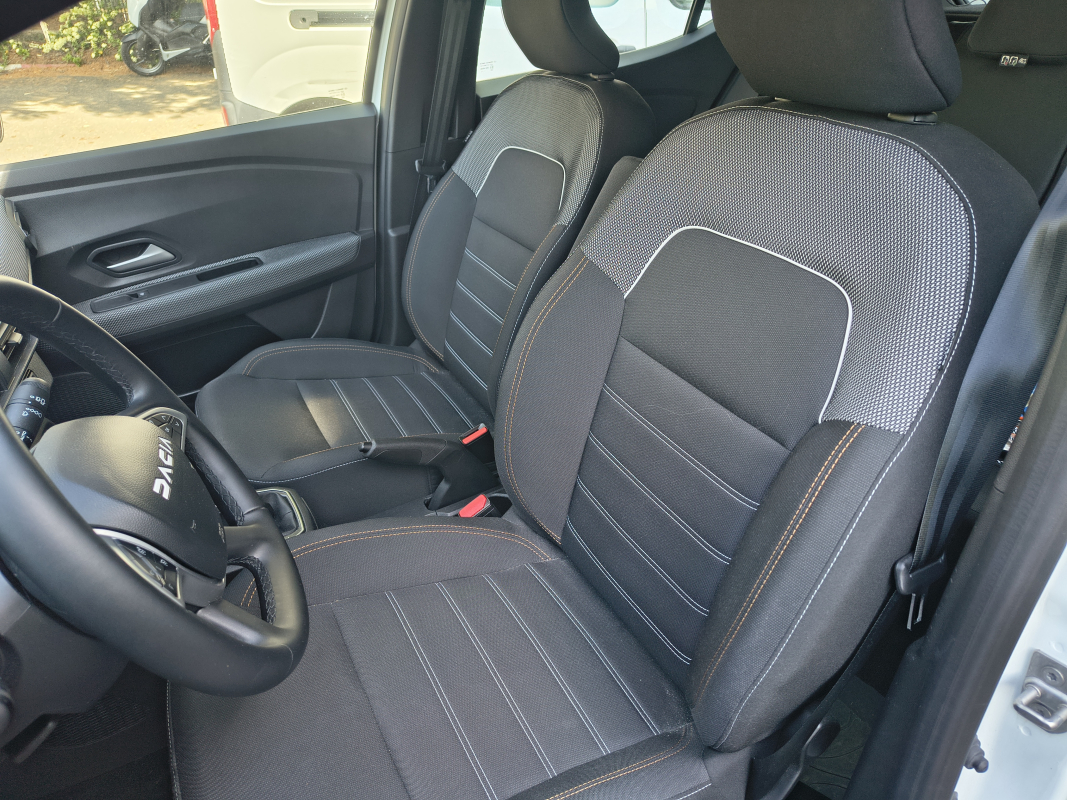 Dacia Sandero — 11