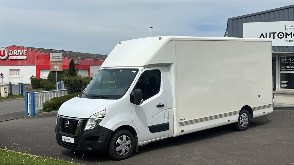 Nissan NV400 — 2