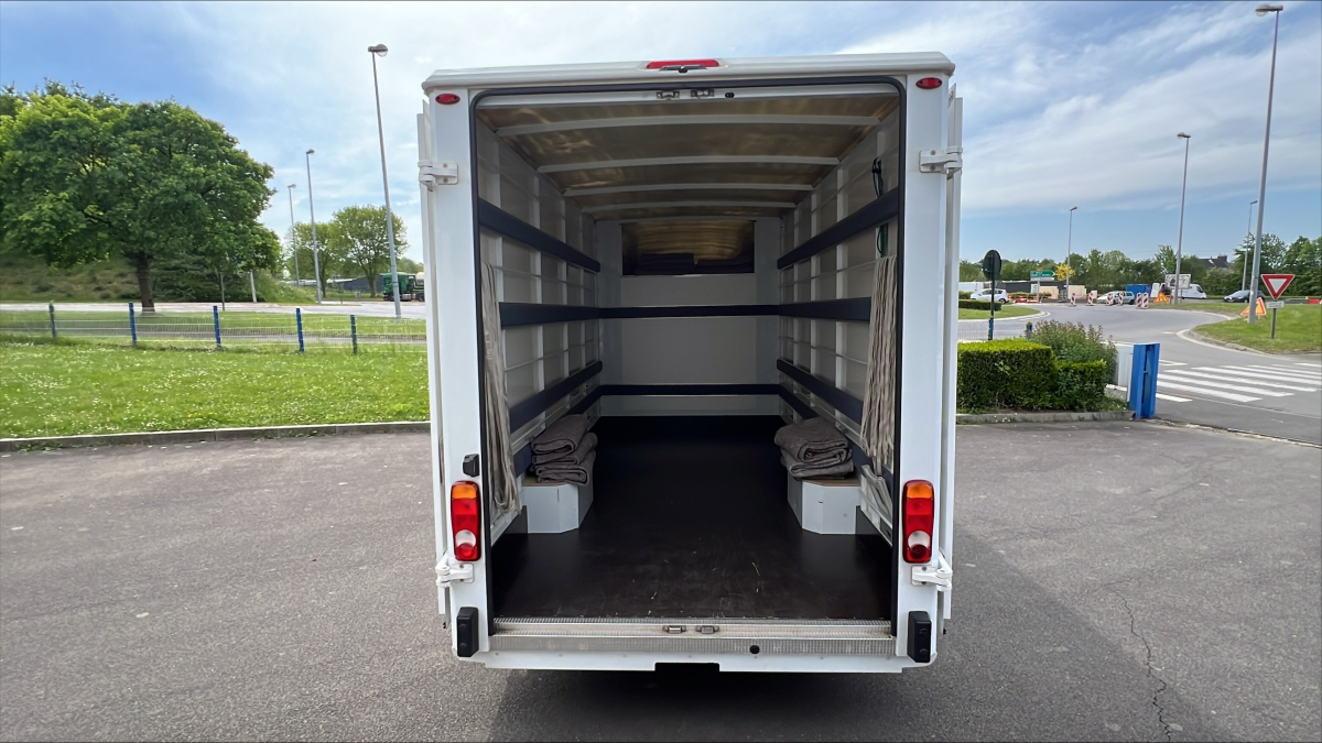 Nissan NV400 — 21