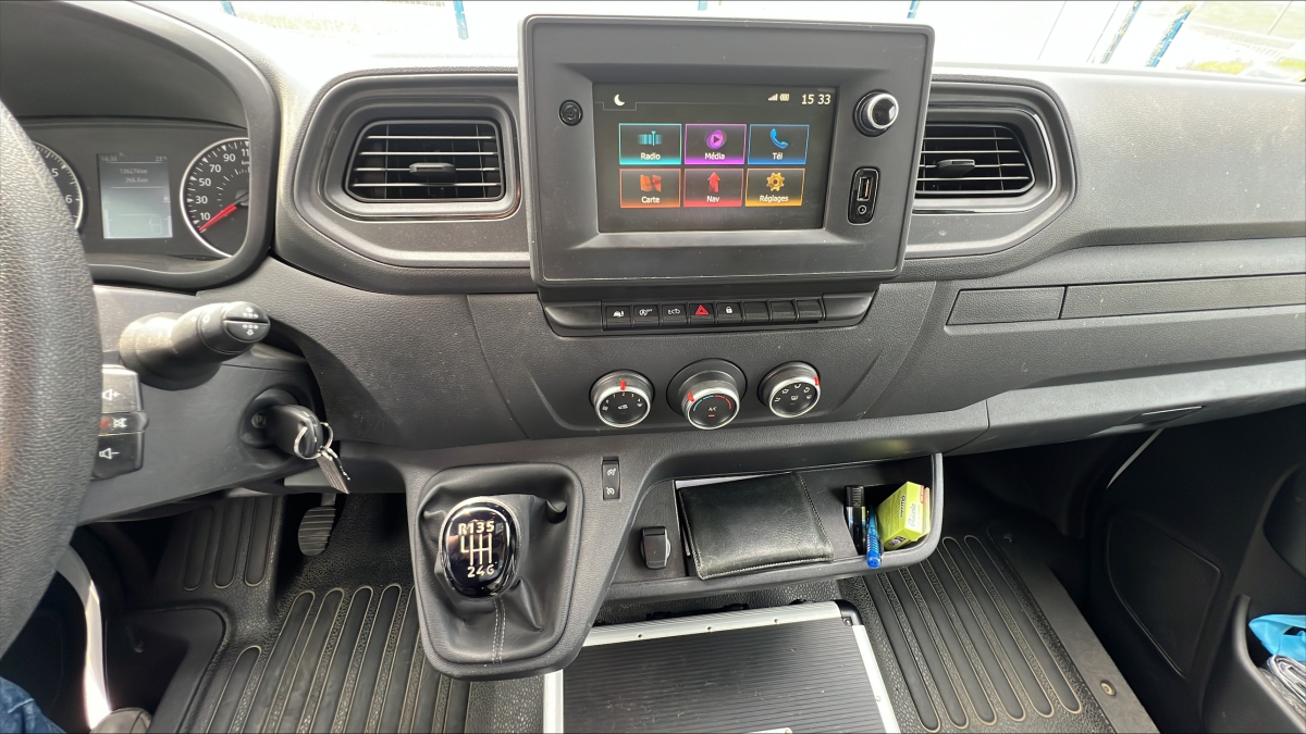 Nissan NV400 — 30