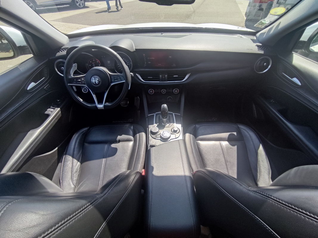 Alfa Romeo STELVIO — 17
