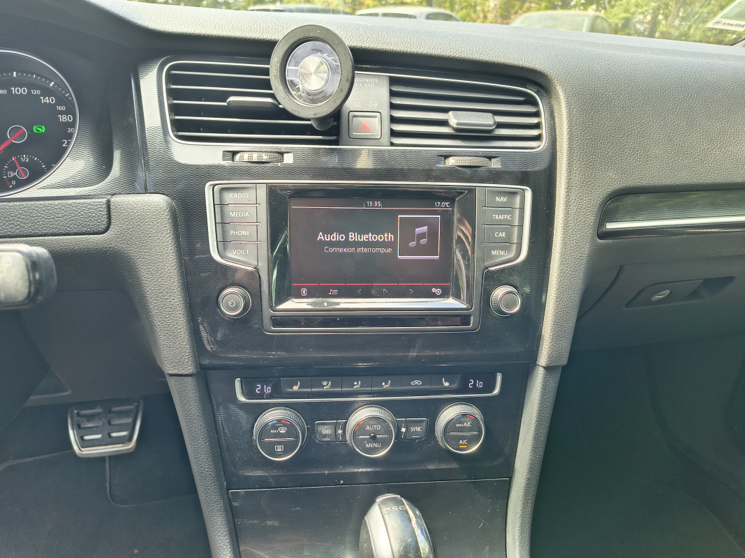 Volkswagen Golf — 13