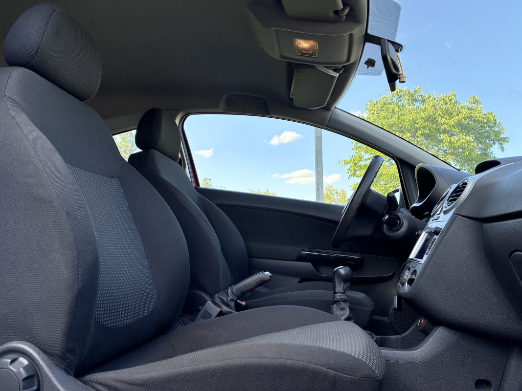Opel Corsa — 12