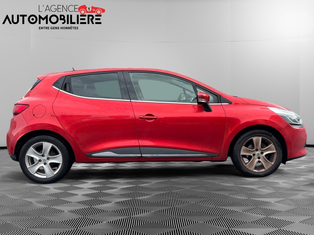 Renault Clio — 7