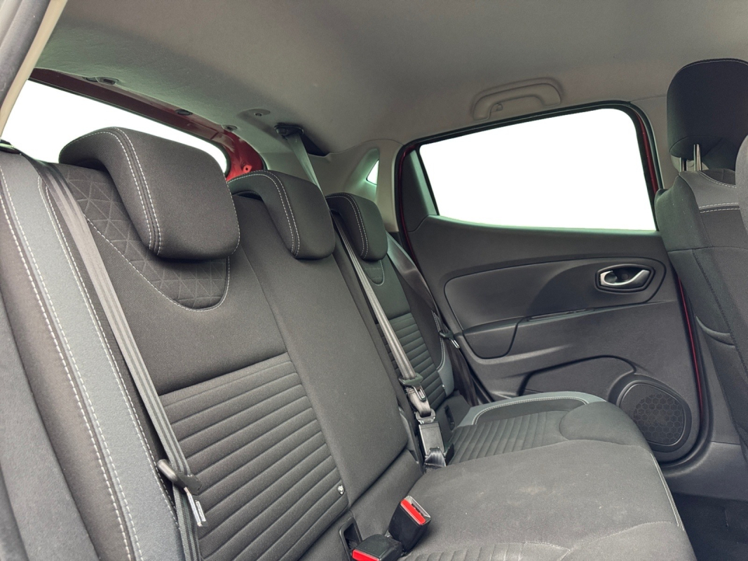 Renault Clio — 14