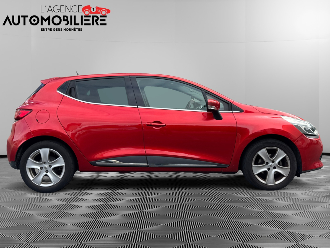 Renault Clio — 6