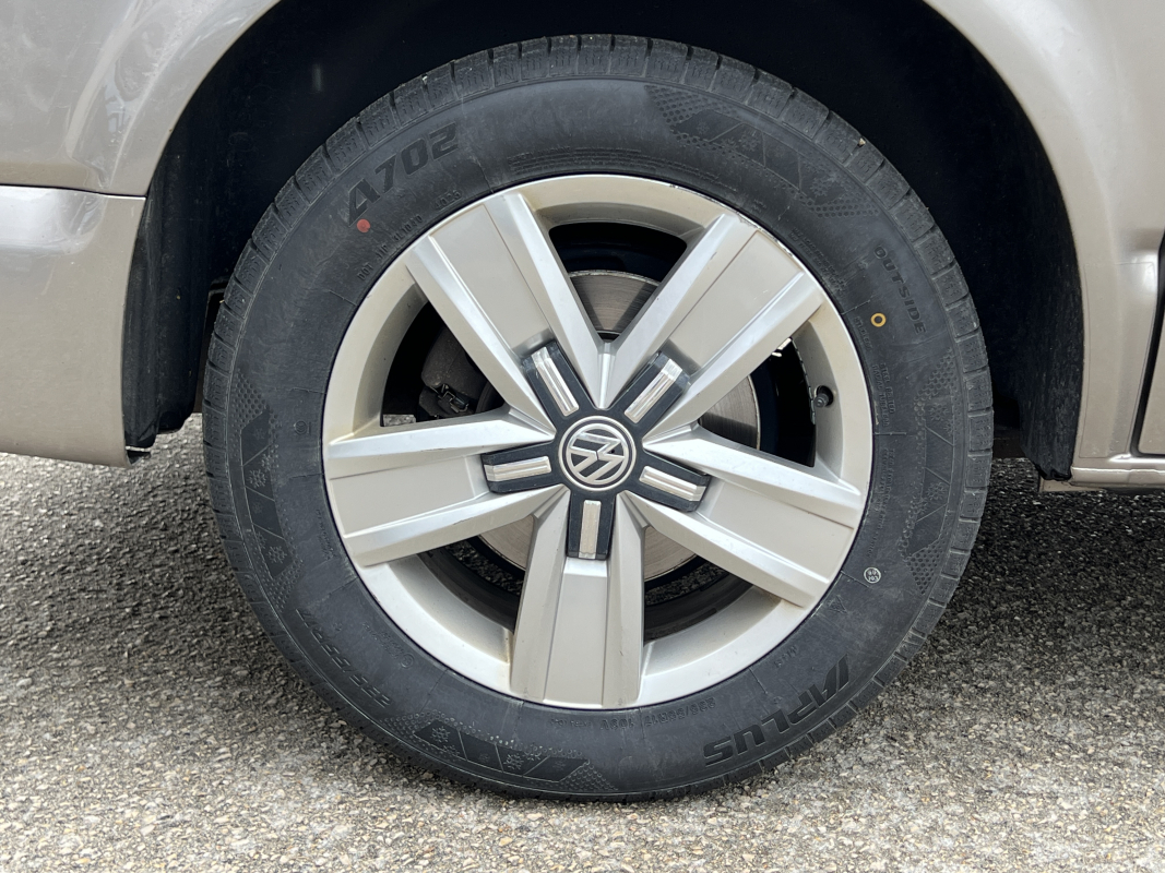Volkswagen Caravelle — 30