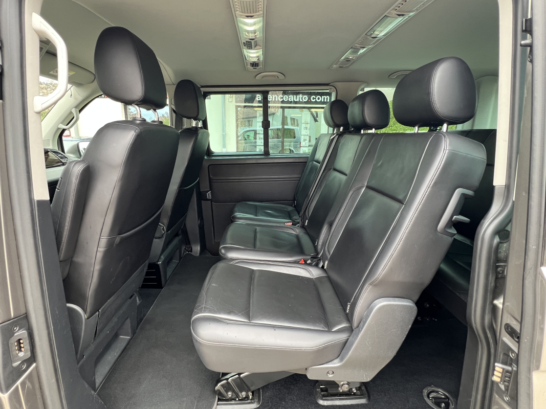Volkswagen Caravelle — 15