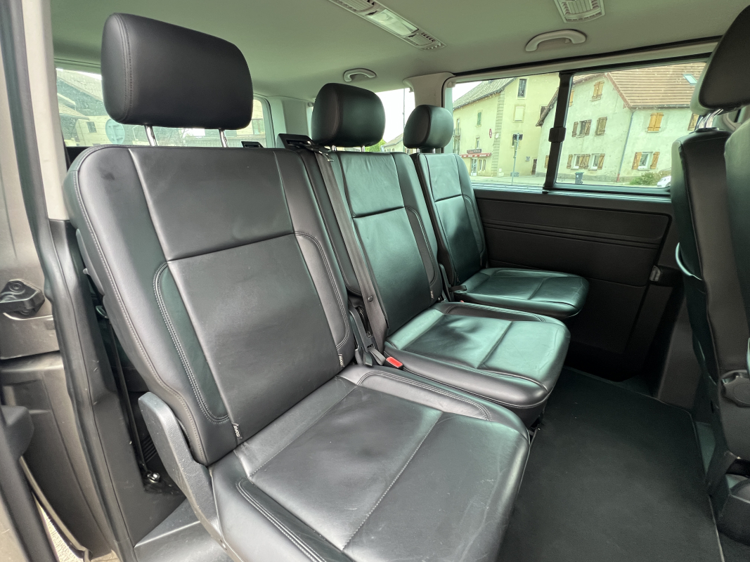 Volkswagen Caravelle — 16