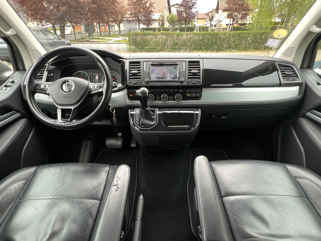 Volkswagen Caravelle — 12