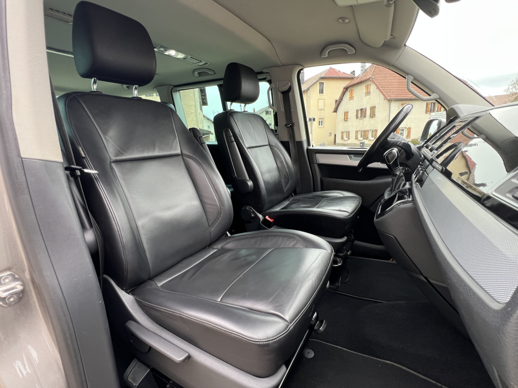 Volkswagen Caravelle — 14
