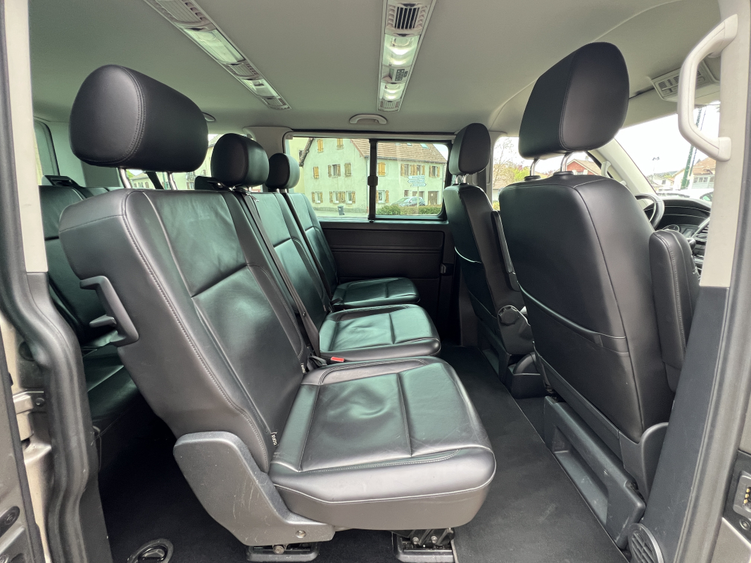 Volkswagen Caravelle — 38