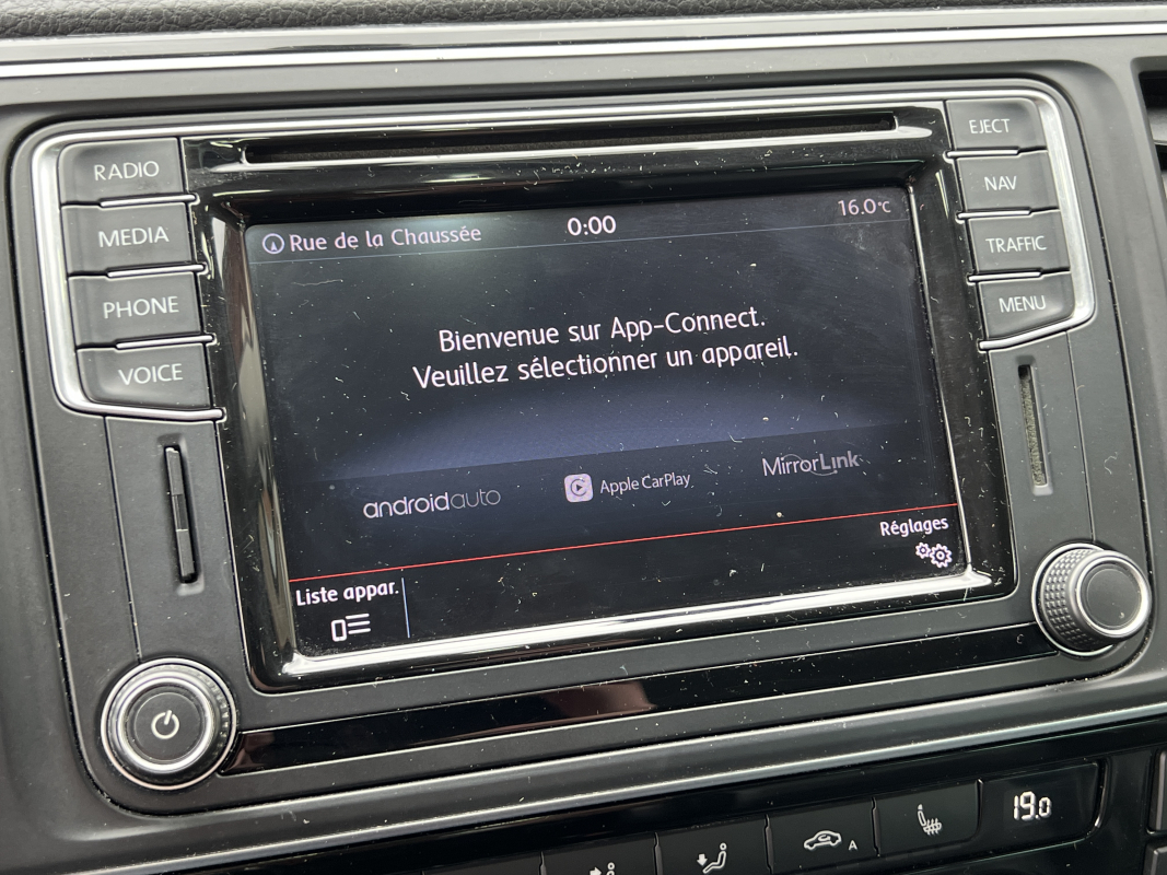 Volkswagen Caravelle — 21