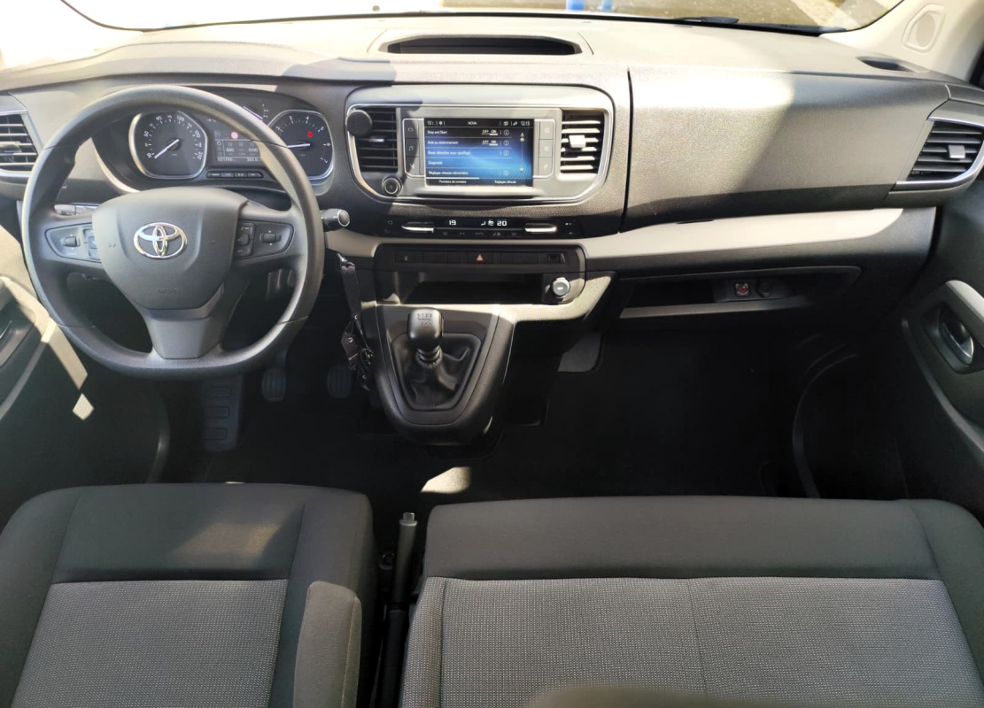 Toyota PROACE — 9