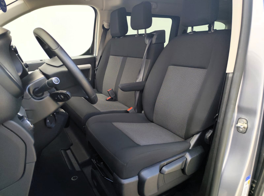 Toyota PROACE — 10