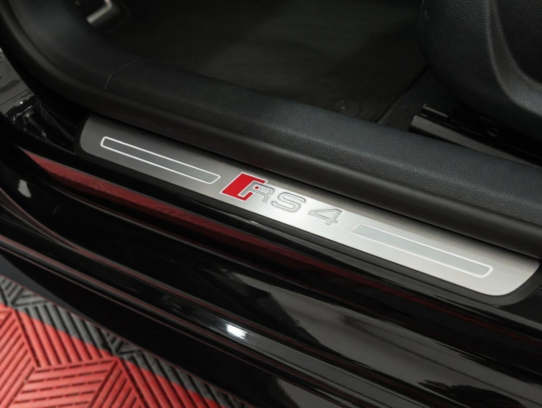 Audi RS4 — 17