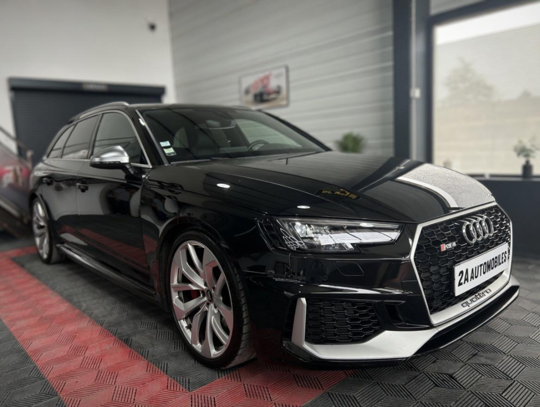 Audi RS4 — 3
