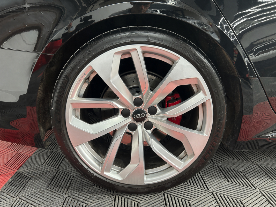 Audi RS4 — 12