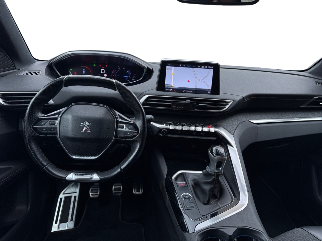 Peugeot 3008 — 11