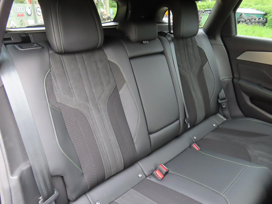 Peugeot 308 — 14