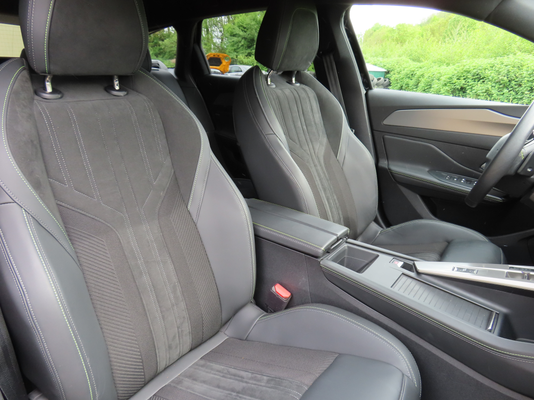 Peugeot 308 — 13