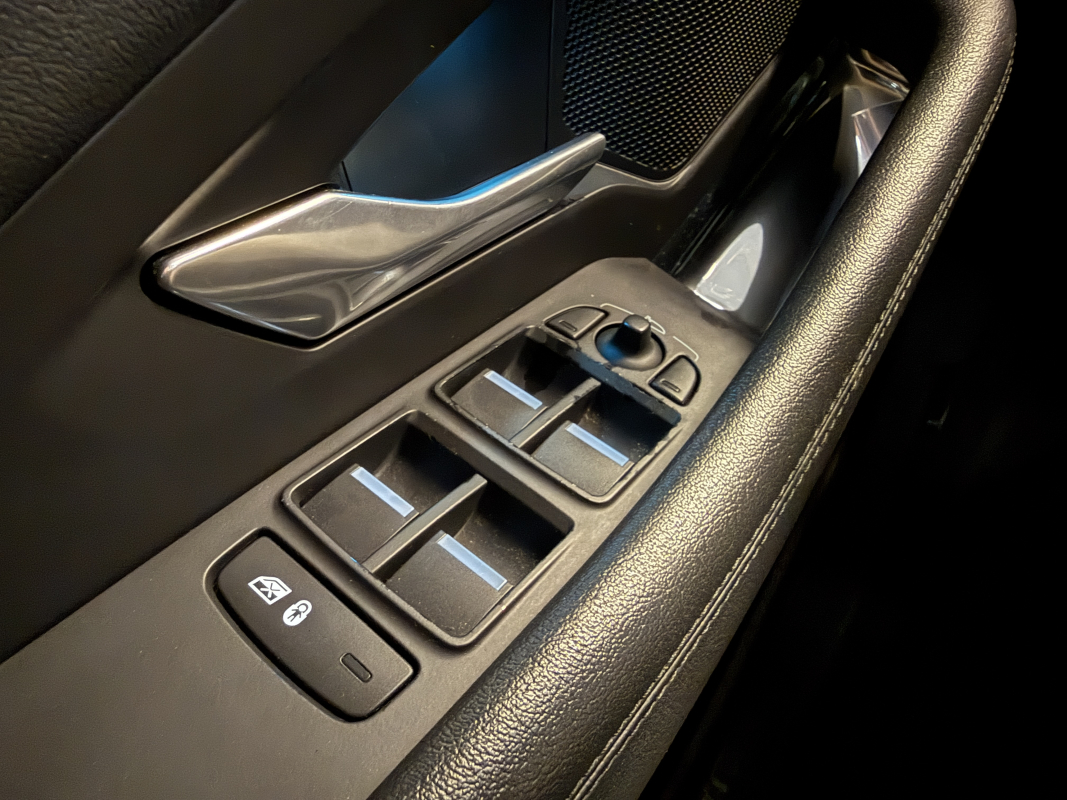 Jaguar E-Pace — 26
