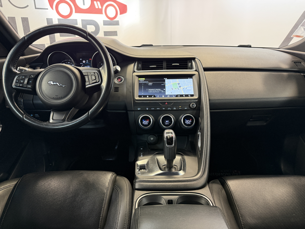 Jaguar E-Pace — 10