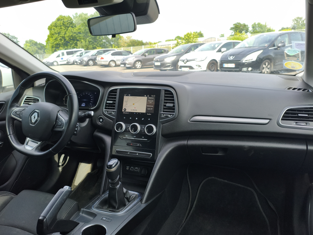 Renault Megane — 15