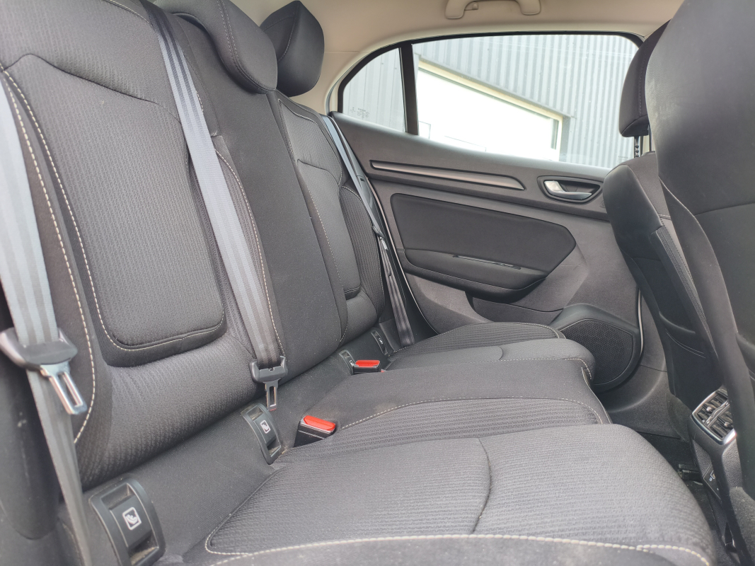 Renault Megane — 21