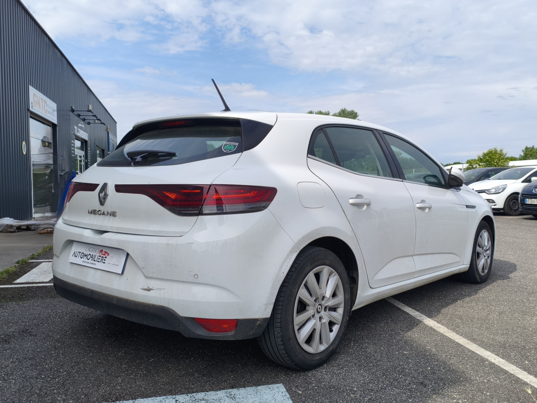 Renault Megane — 7