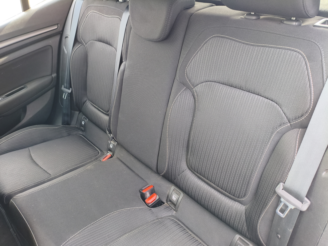 Renault Megane — 25