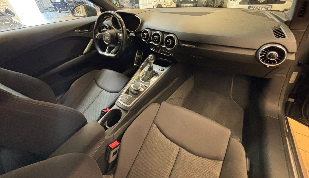 Audi TT — 18