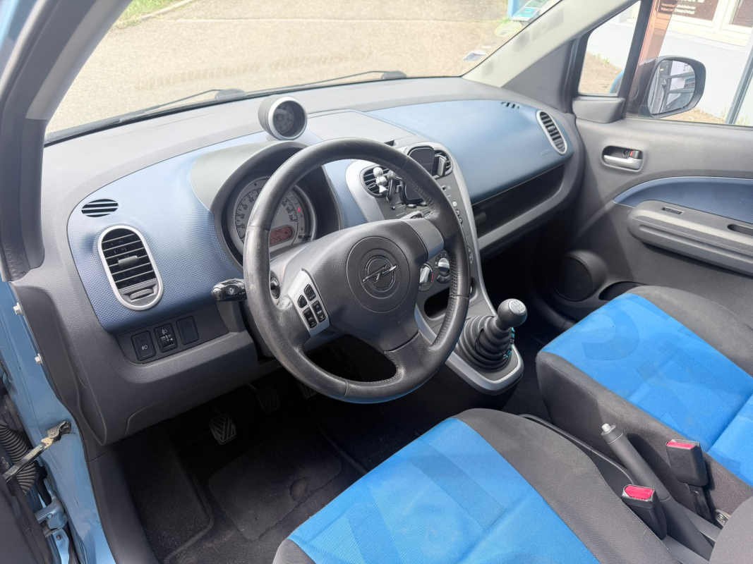 Opel Agila — 3