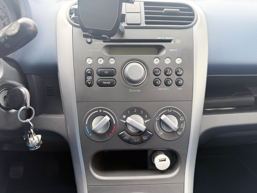 Opel Agila — 13