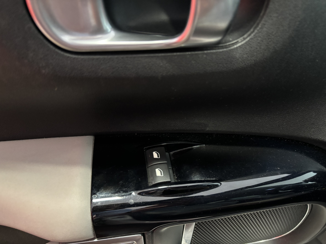 Citroen C4 Cactus — 21
