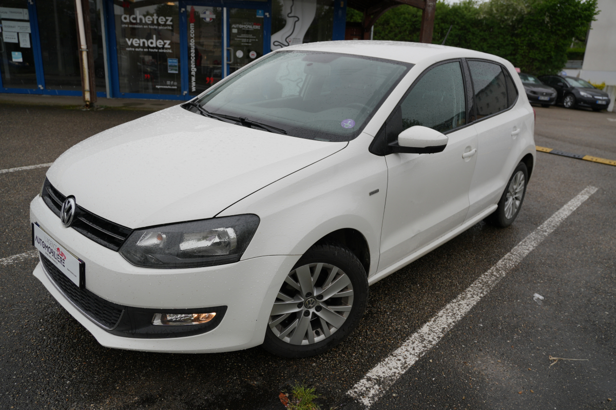 Volkswagen Polo — 2