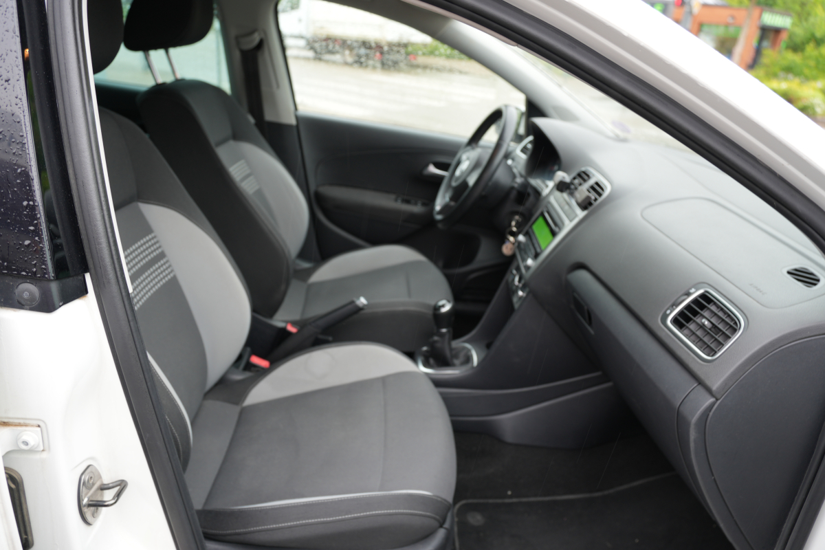 Volkswagen Polo — 33