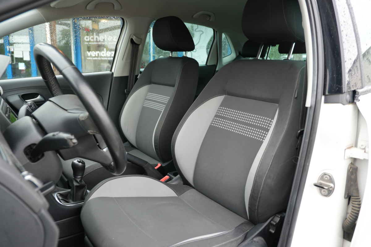 Volkswagen Polo — 24