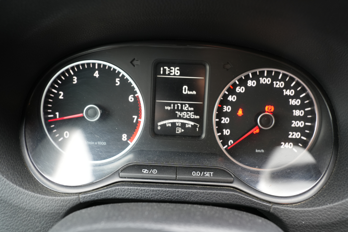 Volkswagen Polo — 19