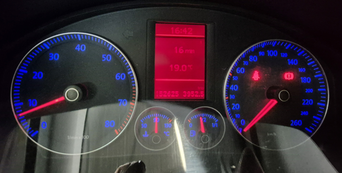 Volkswagen Golf — 15