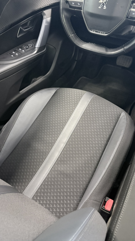 Peugeot 2008 — 19