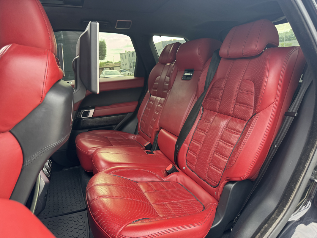 Land Rover Range Rover — 18