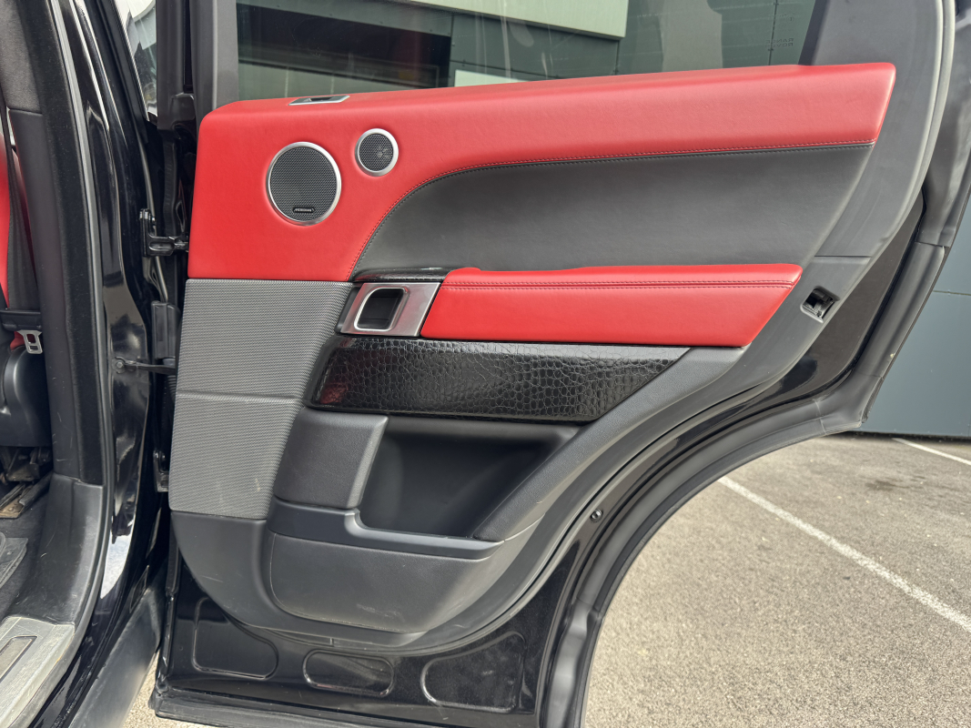 Land Rover Range Rover — 22